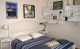 Studio cosy idéalement situé et bien équipé